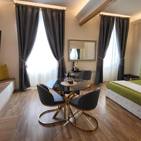 I Due Grifoni Flat Taormina