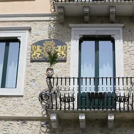 Guest house I Due Grifoni Flat Taormina