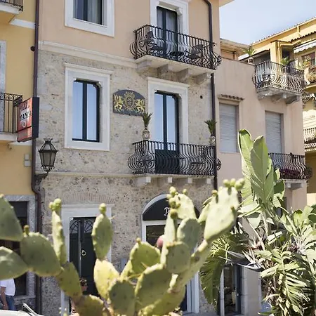 I Due Grifoni Flat Guest house